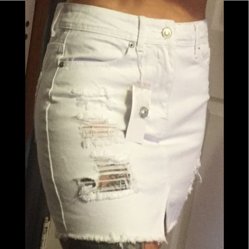 WHITE DISTRESSED DETAILED DENIM SKIRT - Picture 5 of 8